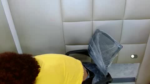 WinnyBarness online show from October 2025 02:17:02 AM