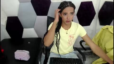 WinnyBarness online show from December 2025 02:06:02 AM