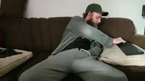 winter117 online show from April 2026 06:46:01 PM