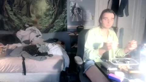 Winter online show from December 2024 03:30:02 AM