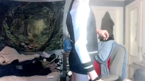 Winter online show from February 2025 12:43:02 AM