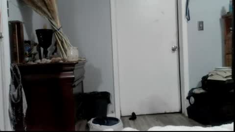 wisheyeknew2 online show from May 2026 03:03:02 AM