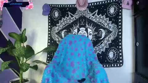 ig WitchDivinne online show from March 2026 06:27:02 PM