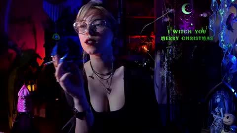 Snapshot of witch_fiona chatting on December 2024 07:32:02 PM Goddess of two strapons - Mr. long Don Mr. Pinky online show from December 2024 07:32:02 PM