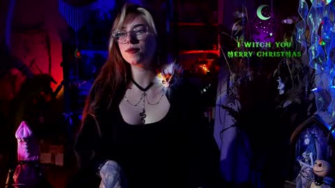 Snapshot of witch_fiona chatting on December 2024 08:15:01 PM Goddess of two strapons - Mr. long Don Mr. Pinky online show from December 2024 08:15:01 PM