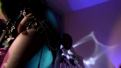 Snapshot of witch_fiona chatting on November 2025 07:57:01 PM Goddess of two strapons - Mr. long Don Mr. Pinky online show from November 2025 07:57:01 PM