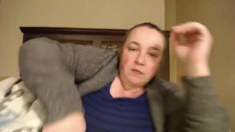 Annie online show from February 2025 02:18:01 AM