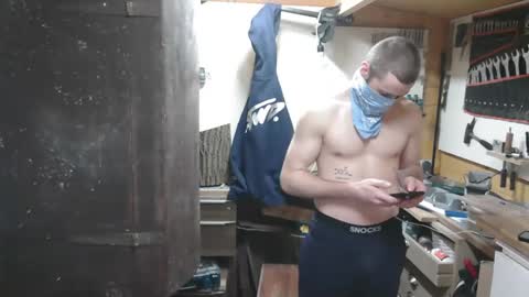 wolf021221 online show from December 2025 02:55:01 PM