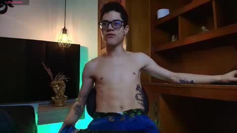  W O L F  online show from March 2026 11:25:01 AM