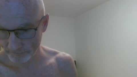 Snapshot of wolfgangamozart chatting on November 2025 11:16:01 PM Amadeus Mozart online show from November 2025 11:16:01 PM