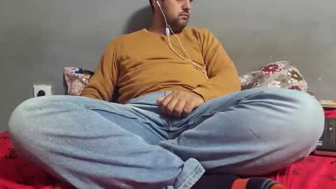 Snapshot of wolfrot chatting on January 2026 01:52:02 AM wolf boy online show from January 2026 01:52:02 AM