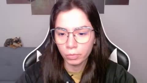 Alex online show from May 2026 01:25:02 AM