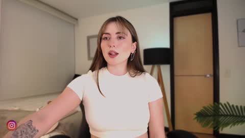 Snapshot of wolfsfoster chatting on December 2024 03:03:01 AM online show from December 2024 03:03:01 AM