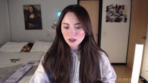 Snapshot of wolfsfoster chatting on January 2025 03:09:02 AM online show from January 2025 03:09:02 AM