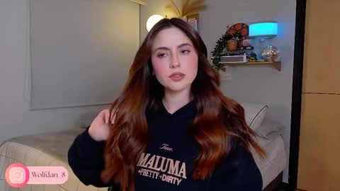 Snapshot of wolfsfoster chatting on October 2025 03:18:01 AM online show from October 2025 03:18:01 AM