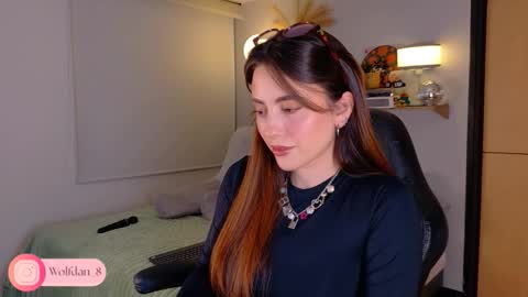 Snapshot of wolfsfoster chatting on November 2025 03:29:01 AM online show from November 2025 03:29:01 AM