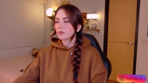 Snapshot of wolfsfoster chatting on January 2026 03:34:01 AM online show from January 2026 03:34:01 AM