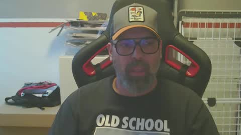 Snapshot of womenizzeer chatting on March 2025 04:07:02 PM Adam online show from March 2025 04:07:02 PM