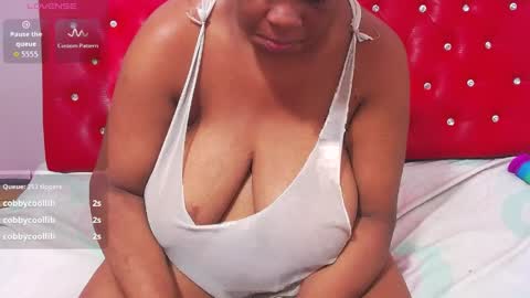 Snapshot of wonderfuldiana chatting on April 2026 11:46:02 PM online show from April 2026 11:46:02 PM