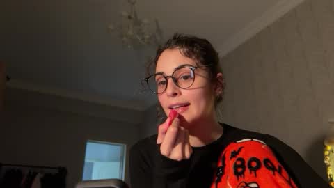 Snapshot of wonderland_stia chatting on November 2025 02:29:02 PM Stia online show from November 2025 02:29:02 PM