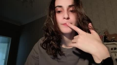 Snapshot of wonderland_stia chatting on December 2025 04:01:01 PM Stia online show from December 2025 04:01:01 PM