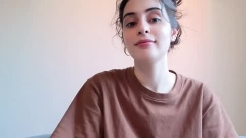 Stia online show from March 2026 05:22:02 AM