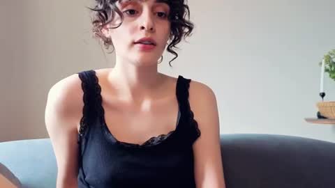 Stia online show from July 2026 01:19:01 PM