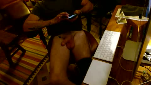 Snapshot of woodchuck185 chatting on May 2026 01:24:02 AM Chuck online show from May 2026 01:24:02 AM