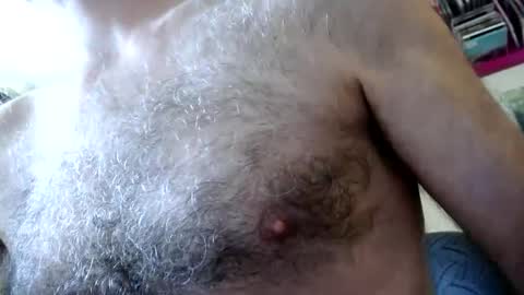 Snapshot of woodiesays chatting on September 2025 04:09:02 PM WoodieSays online show from September 2025 04:09:02 PM