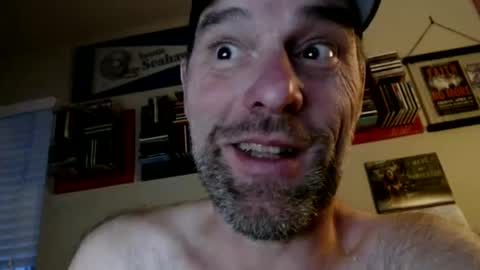 Snapshot of woodiesays chatting on October 2025 01:49:02 AM WoodieSays online show from October 2025 01:49:02 AM