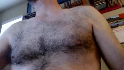 Snapshot of woodiesays chatting on February 2026 05:11:01 PM WoodieSays online show from February 2026 05:11:01 PM