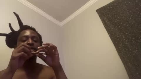 Woodpipe69 online show from February 2025 12:39:02 PM