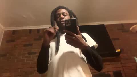 Woodpipe69 online show from March 2025 12:44:02 PM