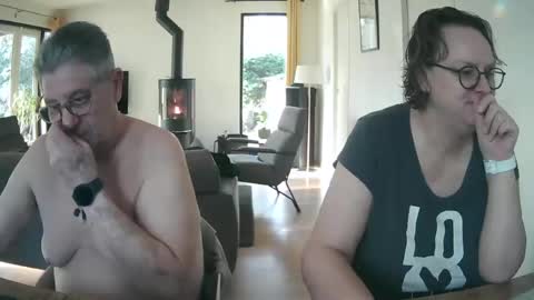 woodwurm and Snoeske online show from February 2025 01:52:01 PM