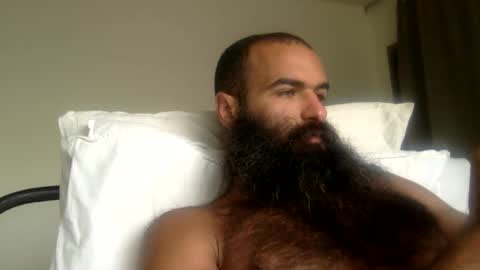 woof_wolf37 online show from April 2026 03:51:02 PM