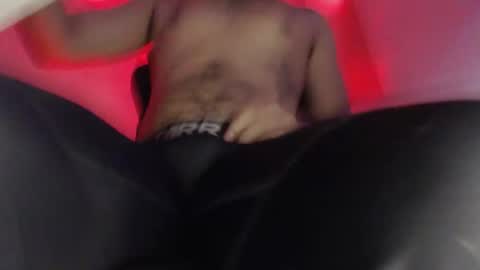 Woondeer online show from December 2025 07:00:01 PM