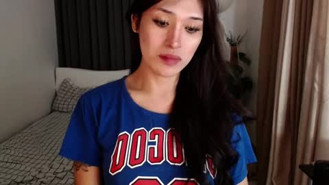 Camilla online show from March 2025 11:06:02 AM