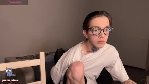 Arnika and Simon online show from February 2025 09:59:01 PM