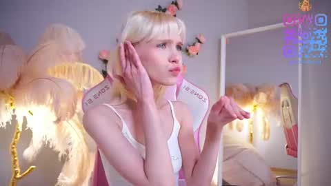 wow_angel online show from June 2026 05:32:02 AM