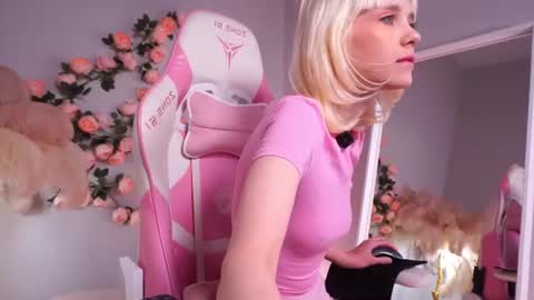 wow_angel online show from July 2026 05:45:02 AM