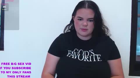 Snapshot of wow_its_kaitlyn chatting on September 2025 07:19:01 AM Kaitlyn xx online show from September 2025 07:19:01 AM