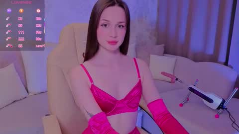 Snapshot of wow_kate chatting on September 2025 10:53:02 PM Kate online show from September 2025 10:53:02 PM