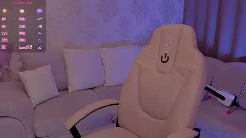 Snapshot of wow_kate chatting on November 2025 02:23:02 AM Kate online show from November 2025 02:23:02 AM