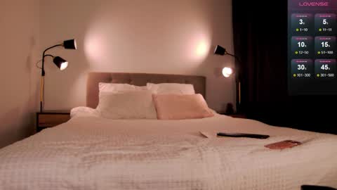 Snapshot of wow_peach_girl chatting on April 2026 02:17:02 AM Liza online show from April 2026 02:17:02 AM