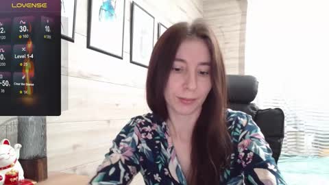 Anna  online show from September 2025 10:04:02 AM