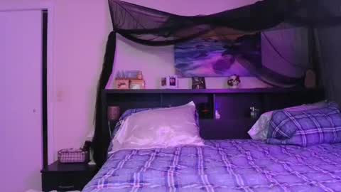 Crystal Lake online show from May 2026 07:25:01 AM
