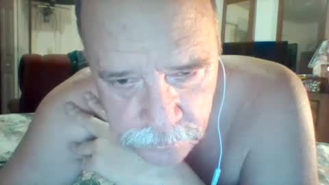 Snapshot of wvmountainlover chatting on January 2025 02:47:01 AM wvmountainlover online show from January 2025 02:47:01 AM