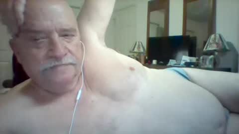 Snapshot of wvmountainlover chatting on February 2025 07:39:01 PM wvmountainlover online show from February 2025 07:39:01 PM