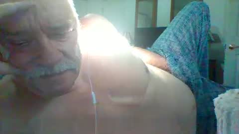Snapshot of wvmountainlover chatting on February 2025 06:37:01 PM wvmountainlover online show from February 2025 06:37:01 PM