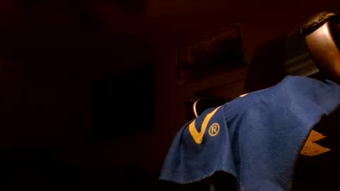 wvuguy1986 online show from December 2025 11:50:02 AM